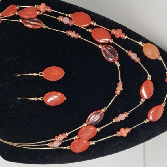 Gold Multi-Strand Statement Necklace Multi-Color Beaded & Matching Earrings - Picture 10 of 11